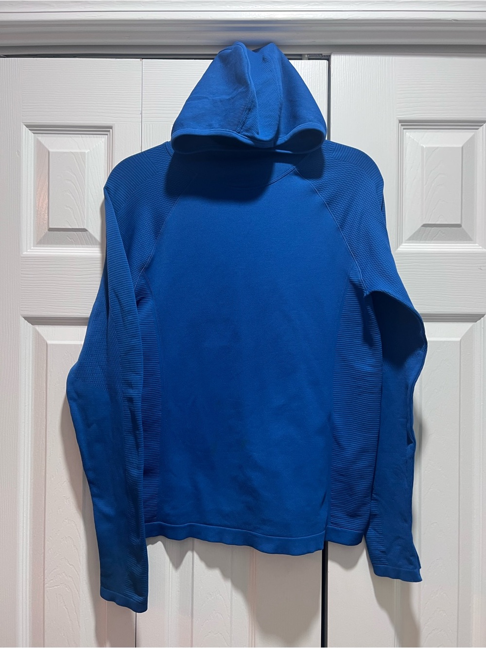 Athleta Flurry Seamless Hoodie in Lapis Blue